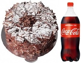 4-6 Kişilik Parça Çikolatalı Pasta 1 Litre Cola pasta