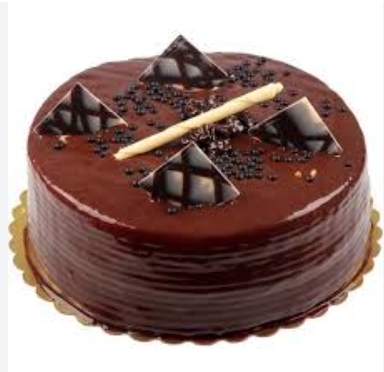 Seçkin Tat Deneyimi 6–9 Kişilik Çikolatalı Yaş Pasta pasta